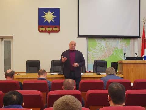 Депутат Заксобрания предложил новый формат преподавания истории в Приморье