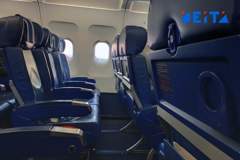 QR-коды будут требовать в поездах и самолетах