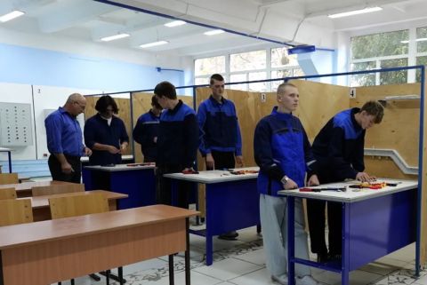 Работники Дальнегорского ГОКа станут преподавателями в местном колледже