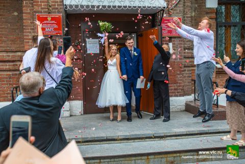 Почти 5000 пар связали друг друга узами брака во Владивостоке в 2023 году