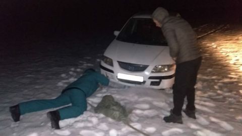 Ночные покатушки закончились для приморца ледовым пленом
