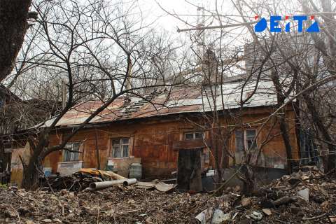 Приморцев оставили жить в разваливающемся доме на восемь лет