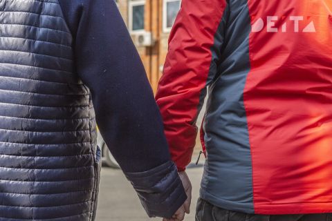 Депутаты предложили ввести выплаты для крупных юбиляров семейной жизни