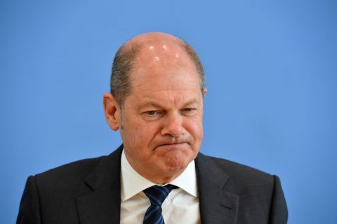 Заговорщики в Германии хотели убить Шольца