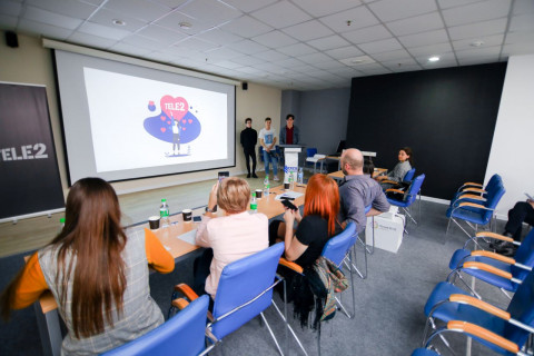 112 студентов ДВФУ претендуют на именную стипендию Tele2