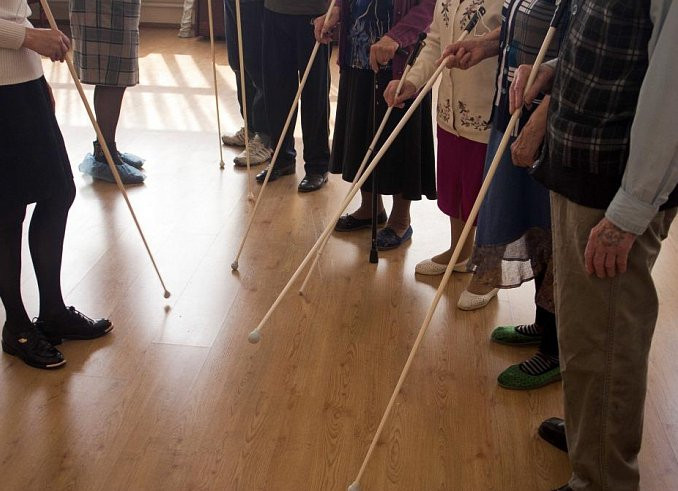 Ориентировка в пространстве слепых детей. Афк слепых. Ориентировка в пространстве слепых детей. Видеоурок пространственной ориентировки слепых. Пространственная ориентировка слепых и слабовидящих.