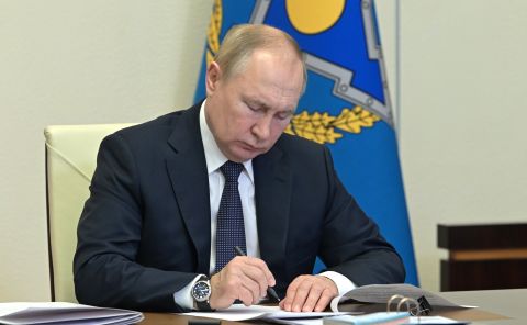 Путин подписал новые поручения