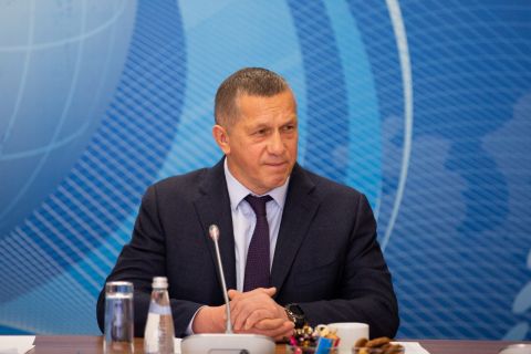 Трутнев попросил Путина о поддержке
