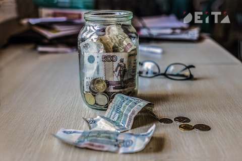 Внеплановую индексацию пенсий и пособий готовят в России