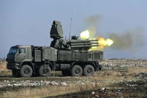 За «Москву» и Брянск: Россия устроила Украине ночь возмездия