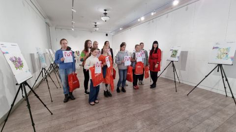 "Ботанический атлас" Приморья представили на выставке во Владивостоке