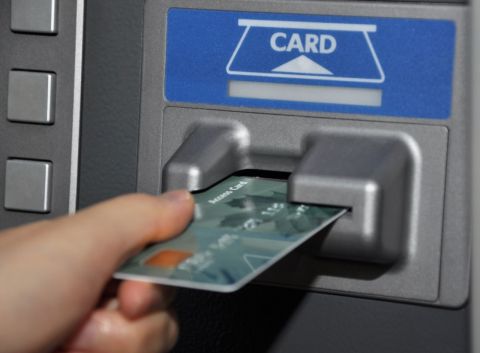 В России продолжат десятками закрываться банки — эксперт