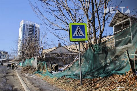 Расследование гибели подростка в заброшенном здании завершено в Приморье