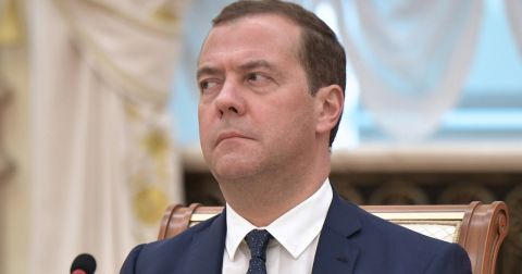 Медведев увидел в решении международного суда признание новых границ России