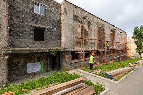 Спортсменам – дорогу! Во Владивостоке ремонтируют спортивную инфраструктуру