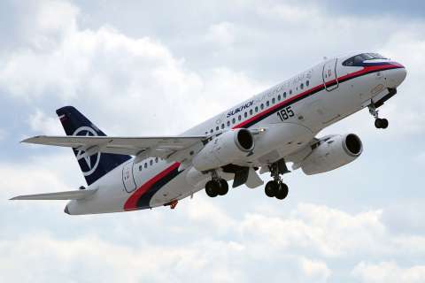 Стало известно, когда полетит первый импортозамещенный Superjet