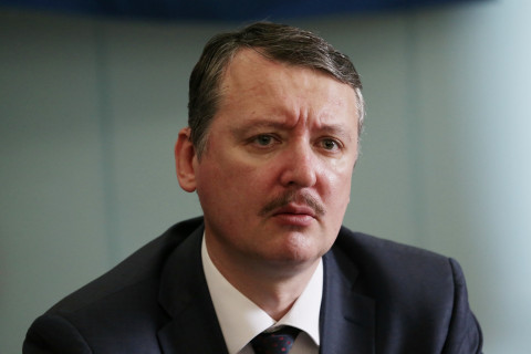 Лукашенко создал проблемы на границе, считает Стрелков