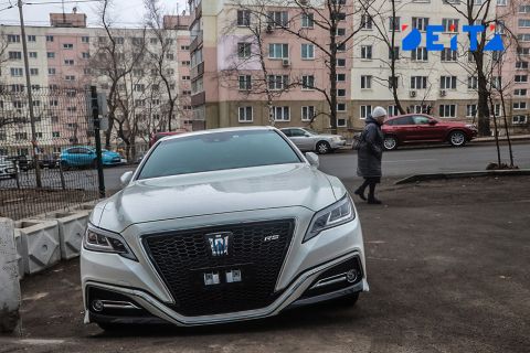 Езду на авто без номеров могут запретить в России