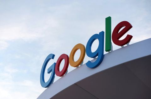 «Дочка» Google задолжала российским телеканалам сумму с 20 нулями