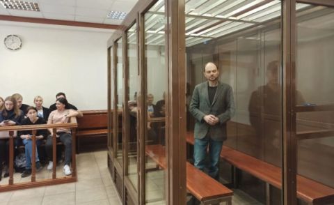 Перещеголять Навального*: оппозиционера Кара-Мурзу** приговорили к 25 годам колонии