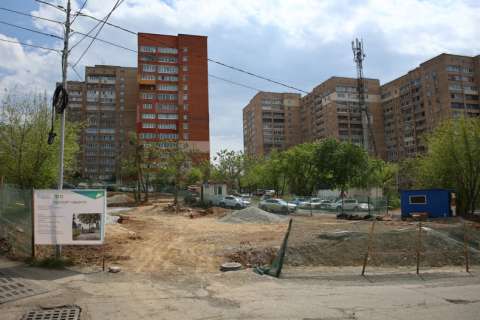 Новую общественную территорию благоустраивают во Владивостоке