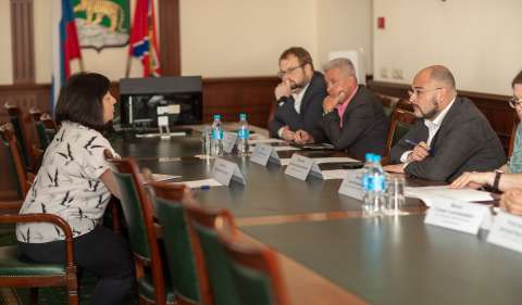 На улице Трудовых Резервов отремонтируют тротуар, а на Громова по просьбе жителей уберут гаражи
