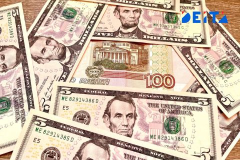 Когда доллар будет по 72, сказали в правительстве