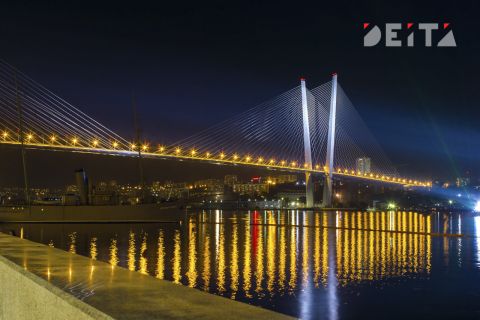 Пьяный водитель устроил лобовое столкновение на Золотом мосту во Владивостоке (ОБНОВЛЯЕТСЯ)