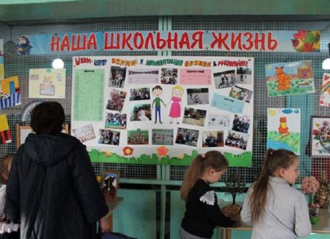 Массовую драку школьниц расследует полиция в Приморье