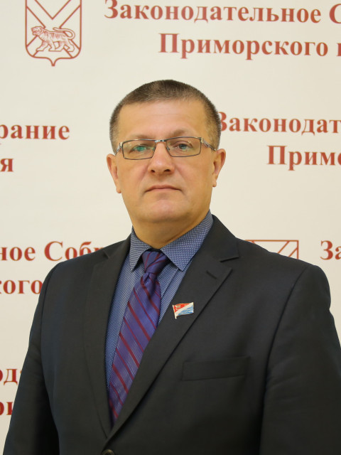 Владимир Хмелев: «У депутата должна быть прямая ответственность перед избирателями»