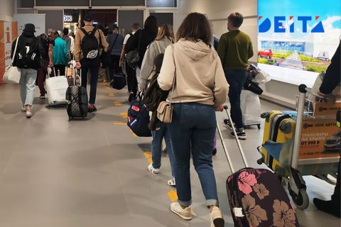 Россиян предупредили о новой схеме мошенников – под удар попали туристы