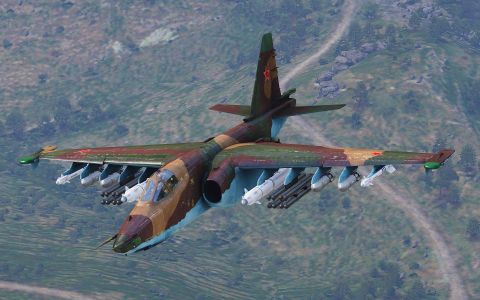 Самолет Су-25 рухнул в Ейске