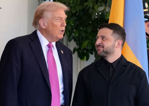 «Время остановить убийства»: Трамп потребовал от Зеленского мира с Россией