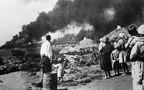 Ангеле Меркель стыдно за 22 июня 1941 года