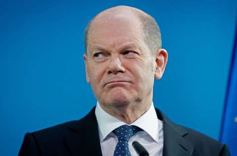 Канцлер Германии заявил о неприемлемости победы России на Украине 