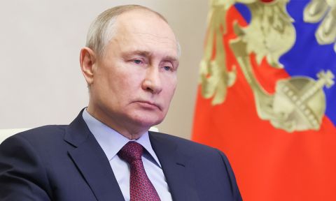 Путин объявил пасхальное перемирие в зоне СВО