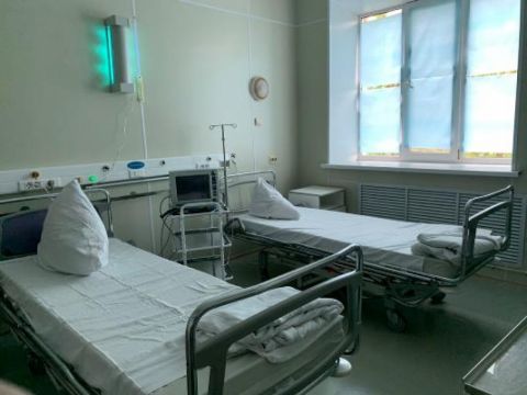 По полису или за деньги: россиянам дали выбор