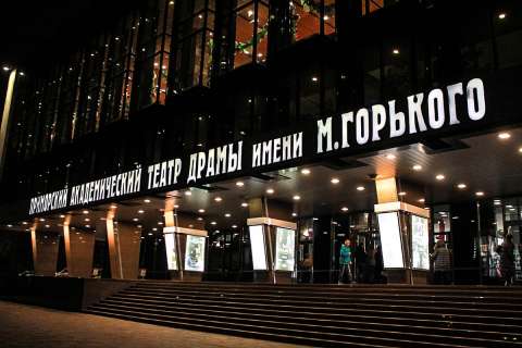 «Зойкину квартиру» покажут в театре Горького