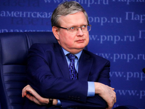 Кто останется на обочине: Делягин рассказал, кого оставит нищими кризис