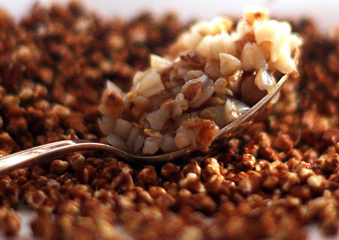 Цена килограмма гречки впервые перевалила за 100 рублей