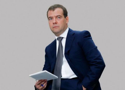 Лучше пусть британцы свалят – Медведев прокомментировал переговоры по Украине