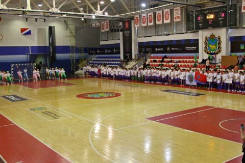 Курящие и пьющие россияне обеспечат спортсменов инфраструктурой