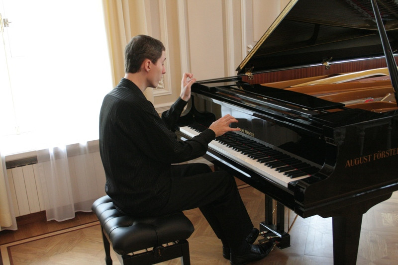 В картинной галерее пройдет вечер фортепианной музыки