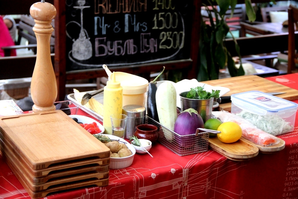 Гости ВЭФ могут остаться без еды