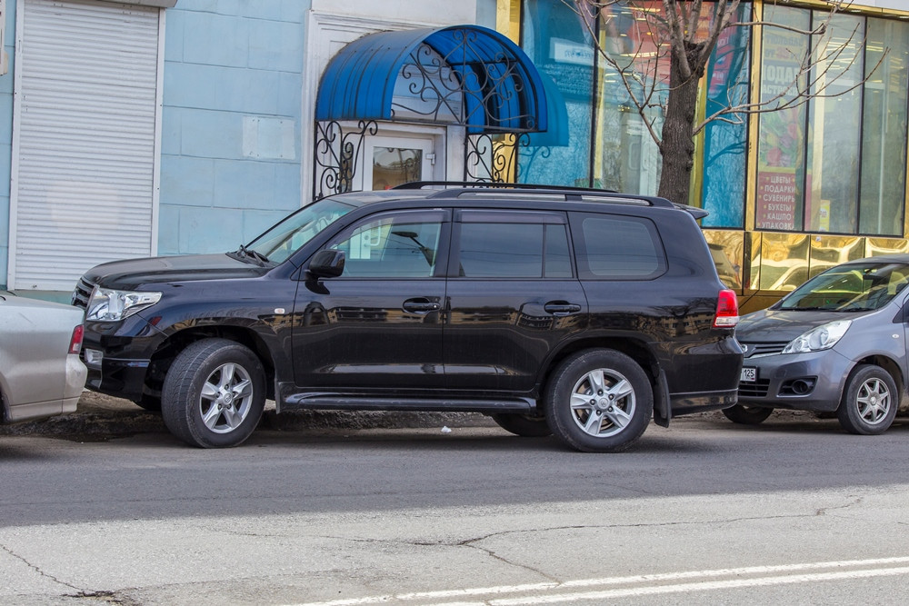 Названа популярнейшая марка иностранных авто в России