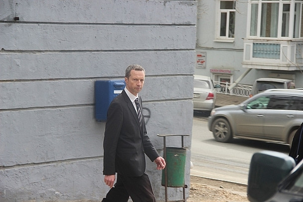 Сергей Иванец все еще не ректор ДВФУ и снова под арестом