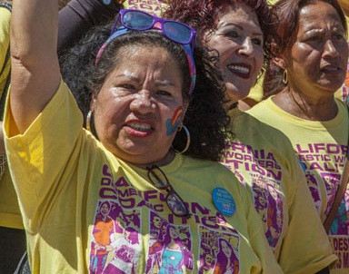 Женщины Америки страдают