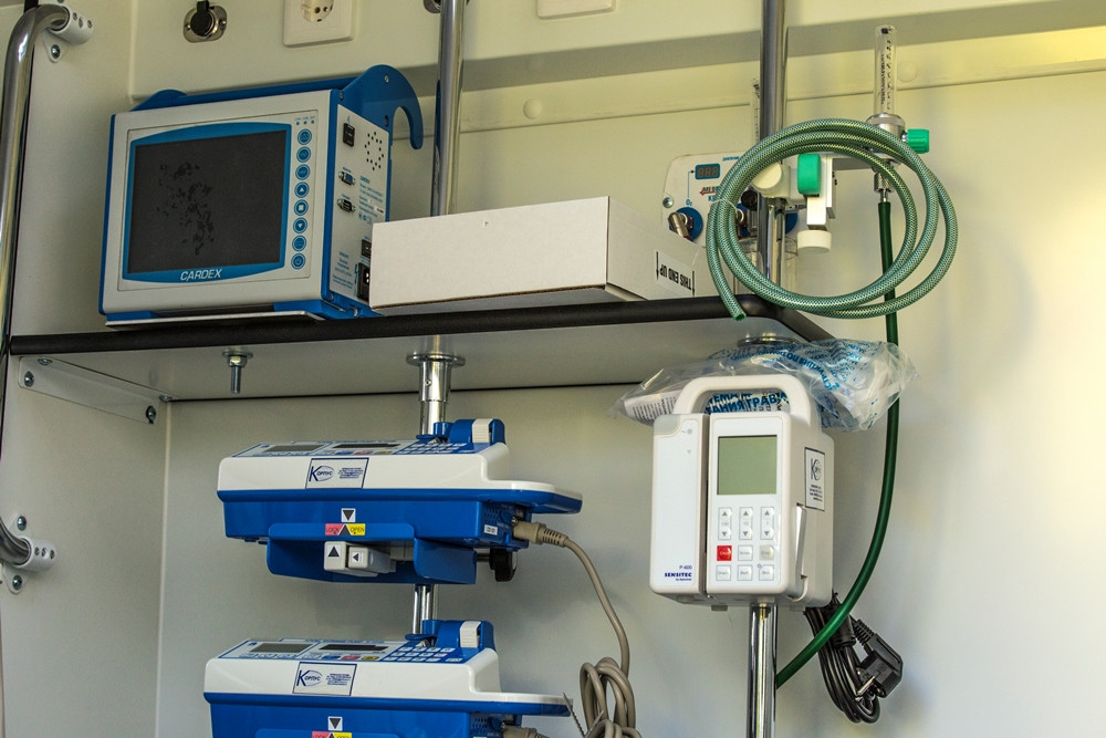 Спортивного комментатора Гусева госпитализировали