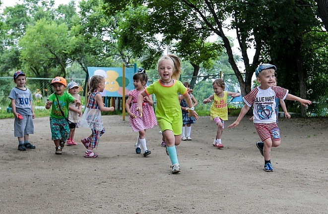 Частный детский сад летом дешевле не становится
