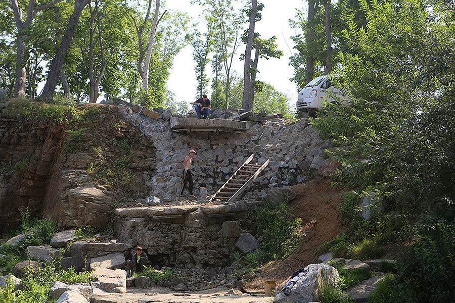 Набережную ДВФУ готовят к приезду Путина
